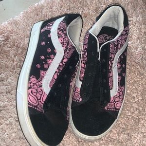 Vans black and pink bandana print